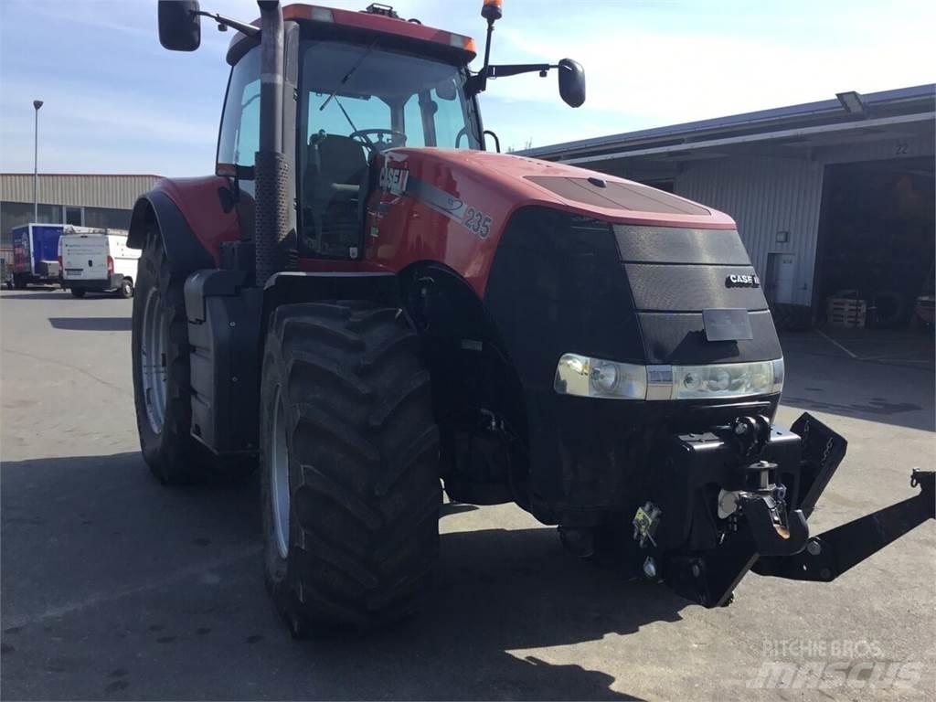 Case IH Magnum 235 Traktorji