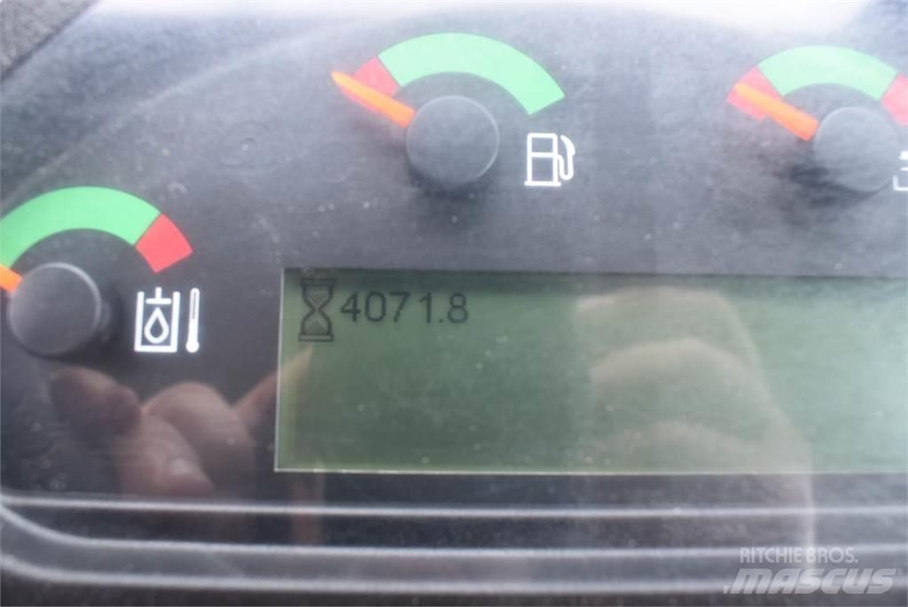 CAT 907M Kolesni nakladalci