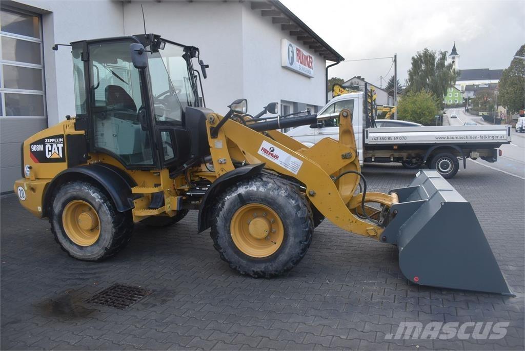 CAT 908M Kolesni nakladalci