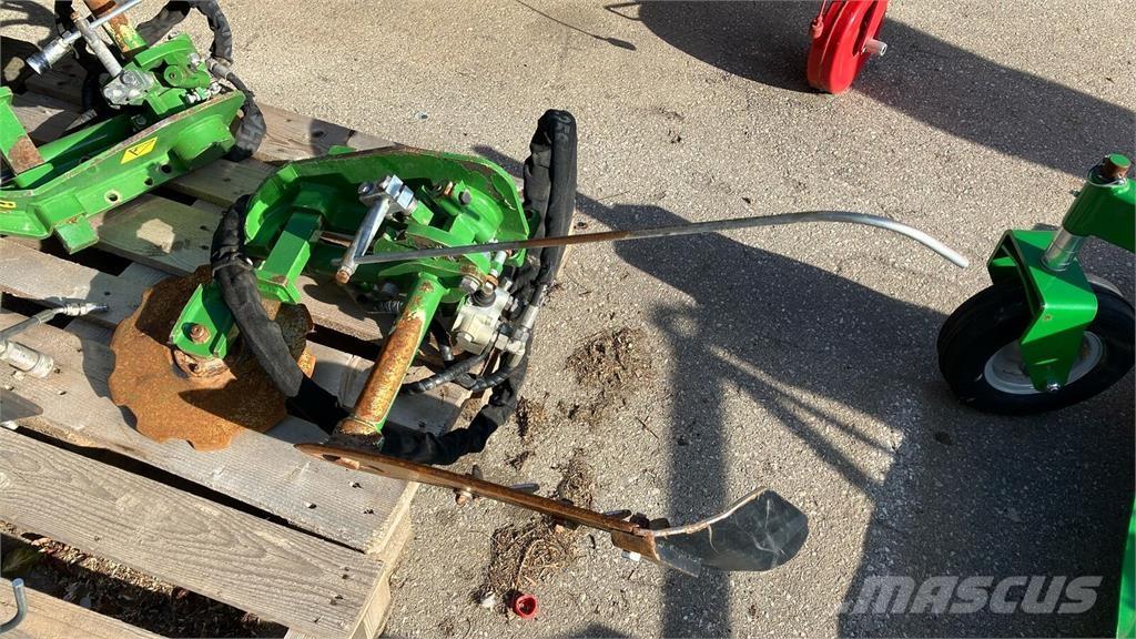  CFS Vinox links Ostala vinogradniška oprema