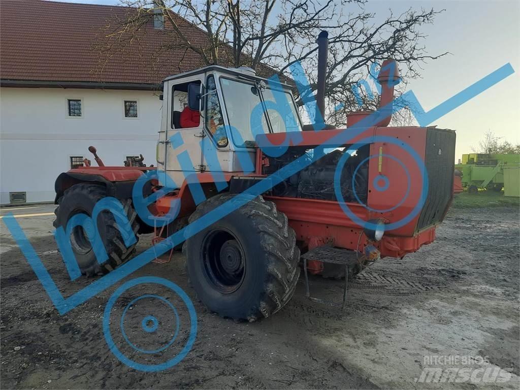 Charkow T 150 Traktorji