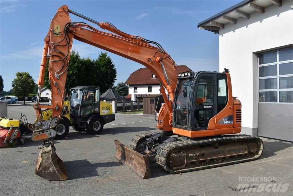 Doosan DX140LCR-3 Mini bagri <7t