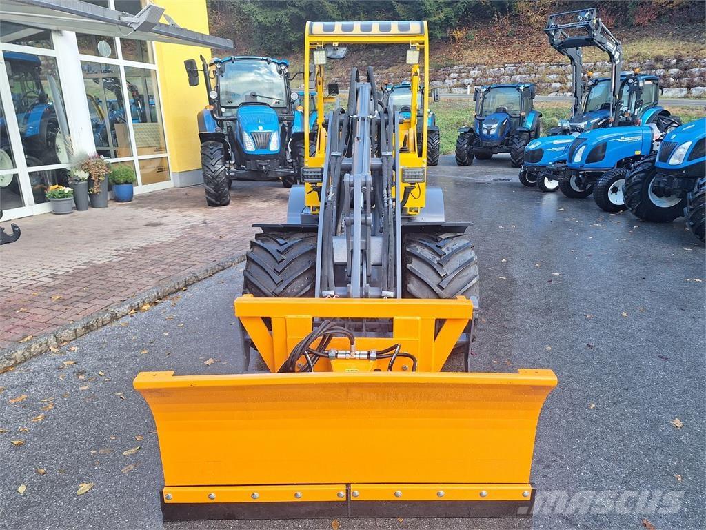 Eurotrac W12 F Čelni nakladalci in kopači