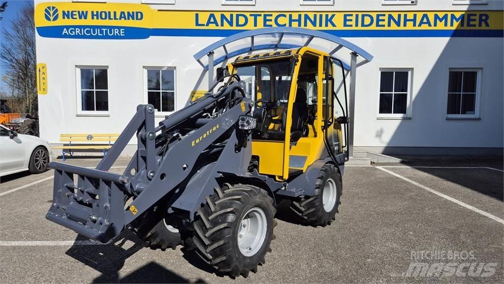 Eurotrac W12 s Čelni nakladalci in kopači