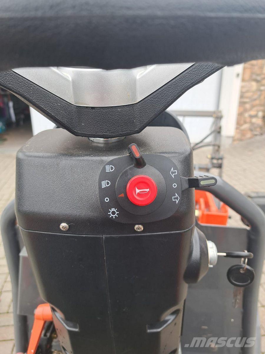 Everun EREL 05 Čelni nakladalci in kopači