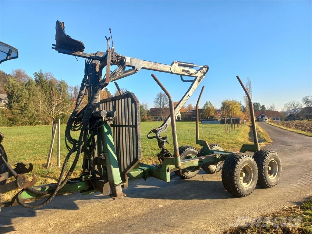 Farma 6to Gozdarske prikolice