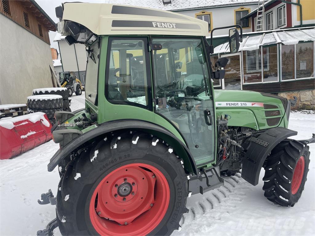 Fendt 210 Vario F Traktorji