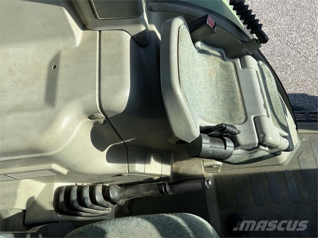 Fendt 412 Vario Traktorji