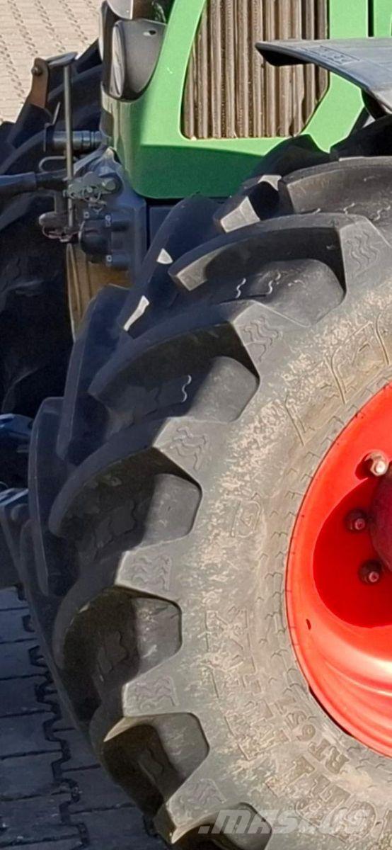 Fendt 714 Vario Traktorji