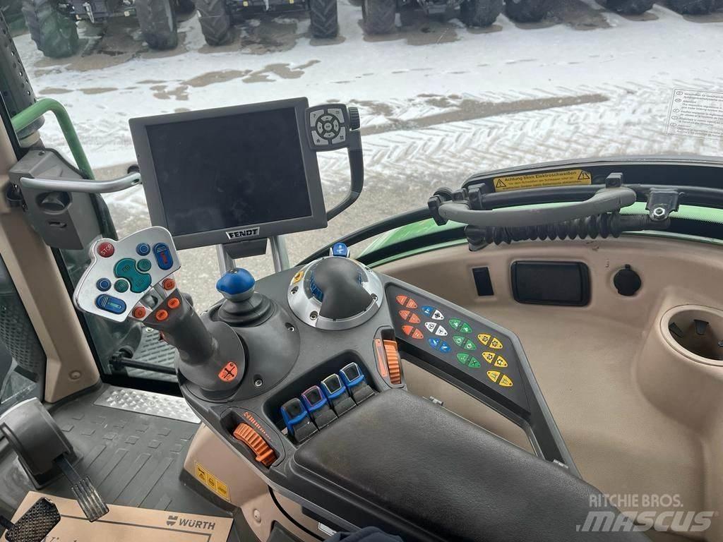 Fendt 718 Vario Traktorji