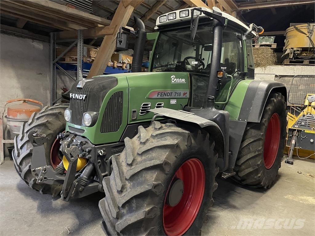 Fendt 718 Vario Traktorji