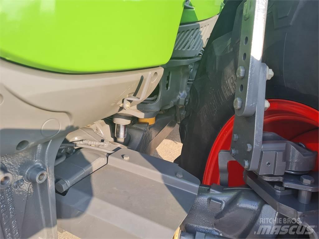 Fendt 724 Vario Traktorji