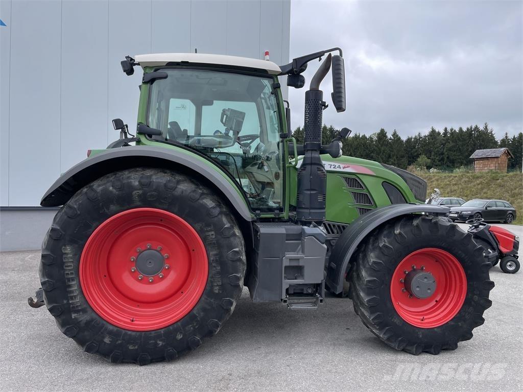 Fendt 724 Vario Traktorji