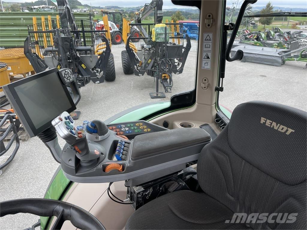 Fendt 724 Vario Traktorji