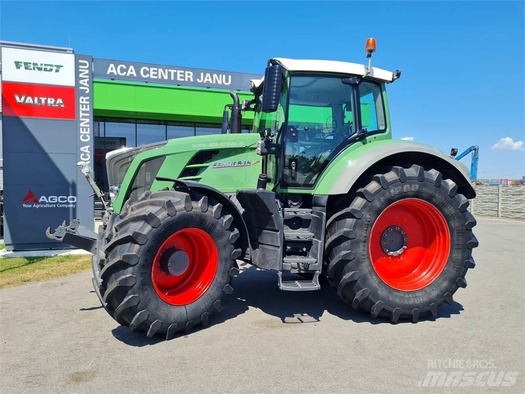 Fendt 828 Vario Traktorji