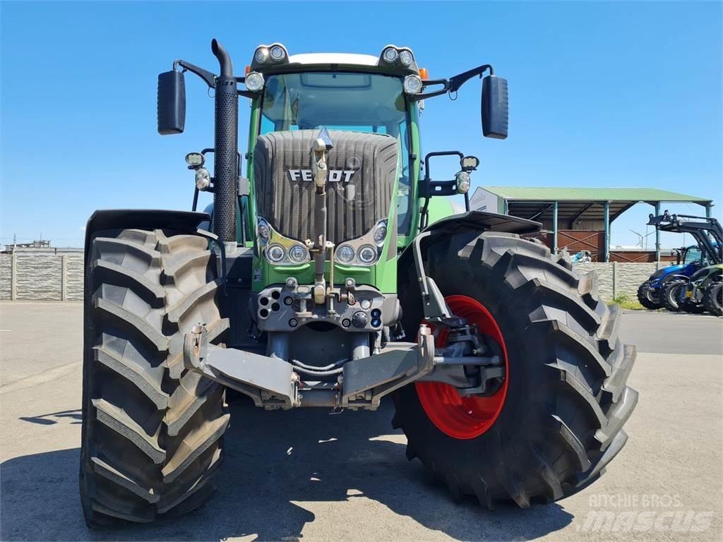 Fendt 828 Vario Traktorji
