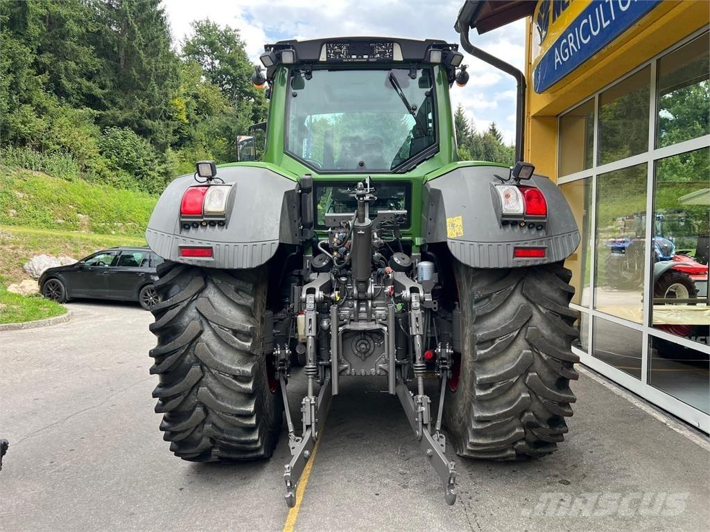 Fendt 930 Vario Traktorji