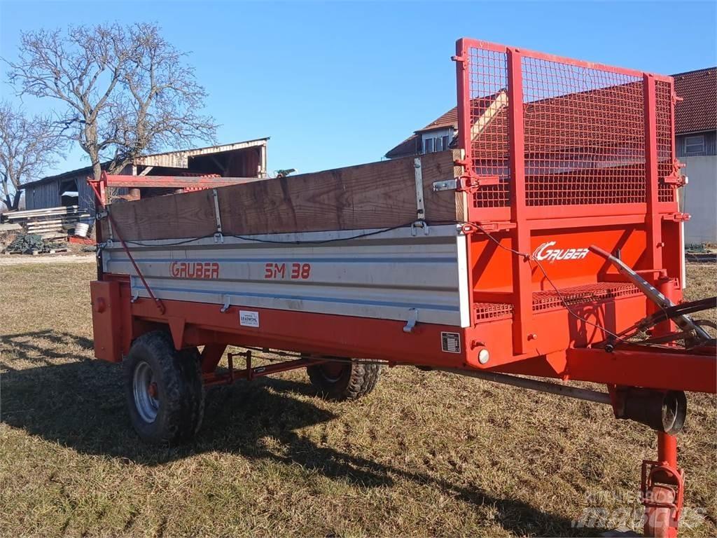Gruber SM 380 Trosilniki gnoja