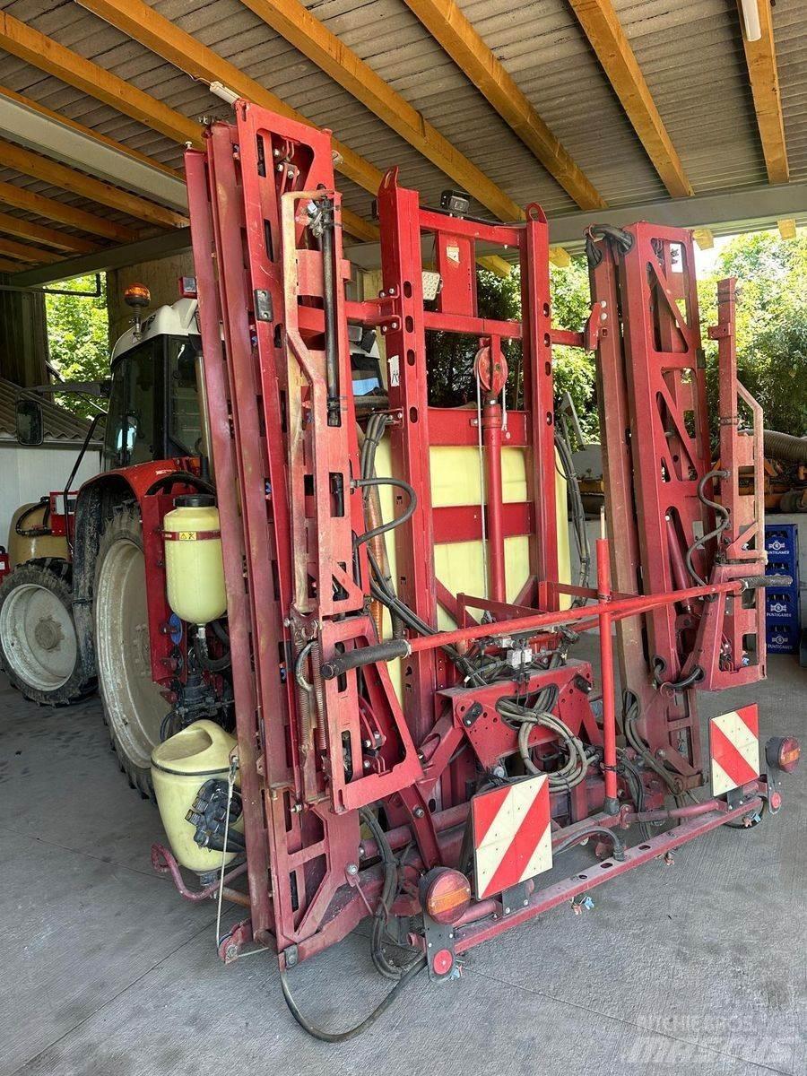 Hardi Master 1200 Vlečne škropilnice