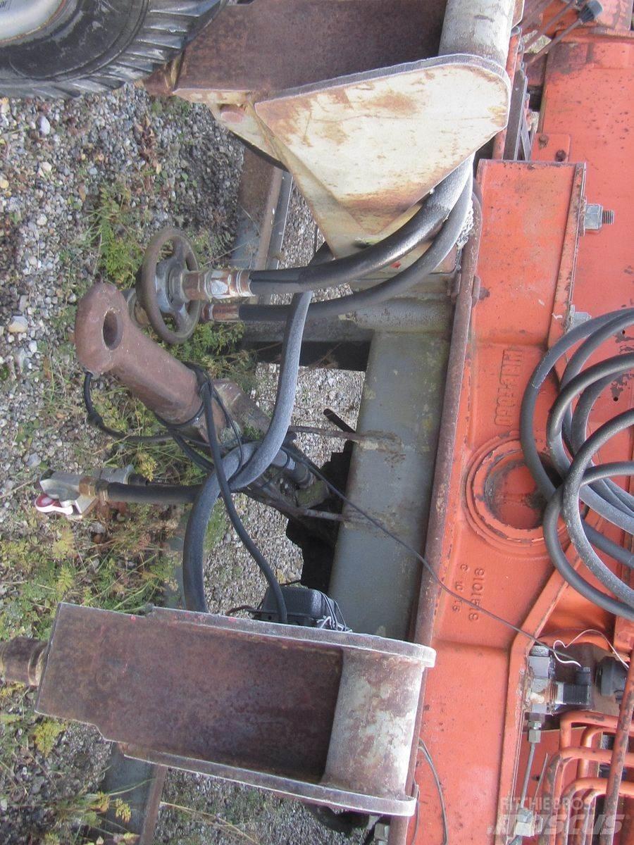Hiab 765 Žerjavi (dvigala) in nakladalci
