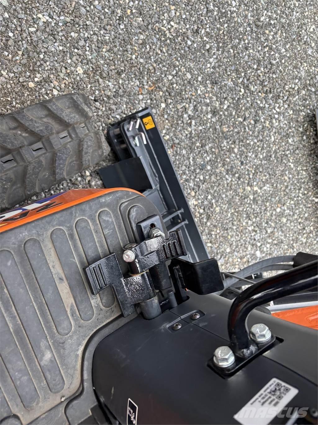 Hitachi ZX10U-6 Mini bagri <7t