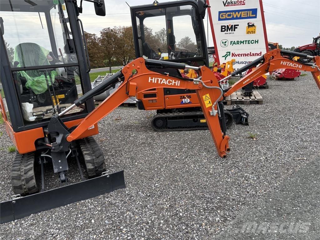 Hitachi ZX19-6 Bagri goseničarji