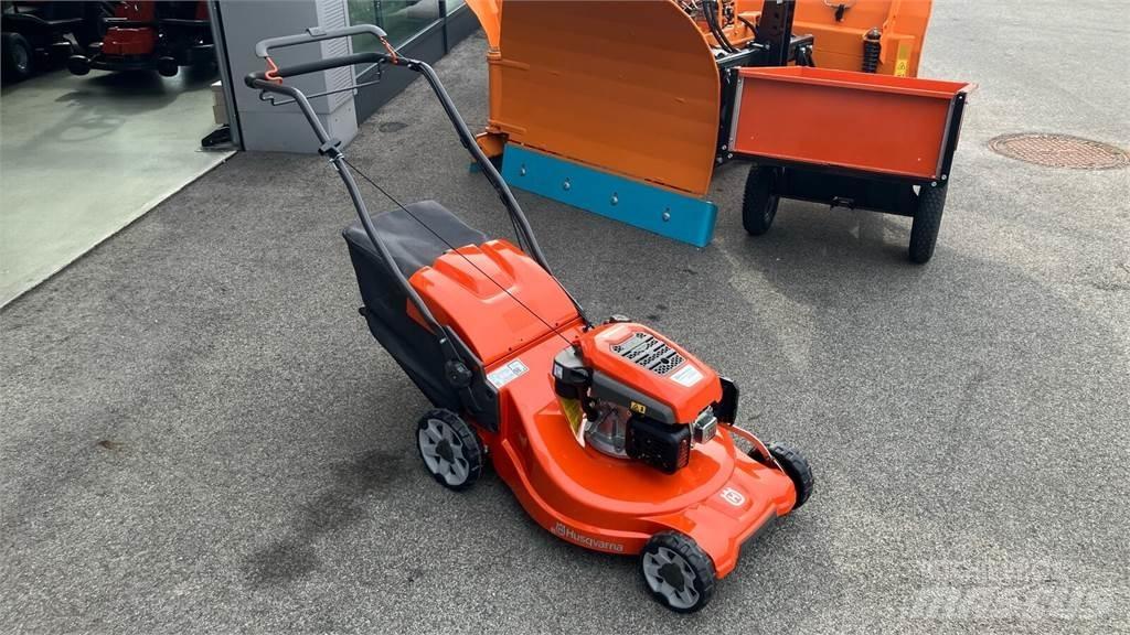 Husqvarna LC 253S Vrtni traktor kosilnice