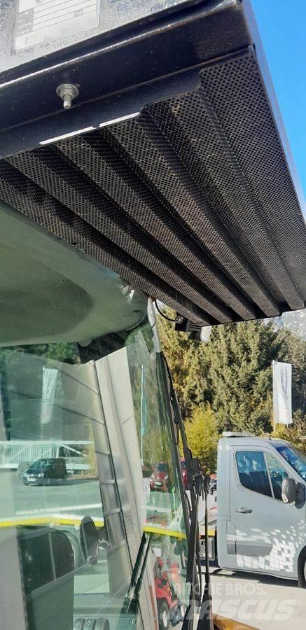 JCB 407 Kolesni nakladalci