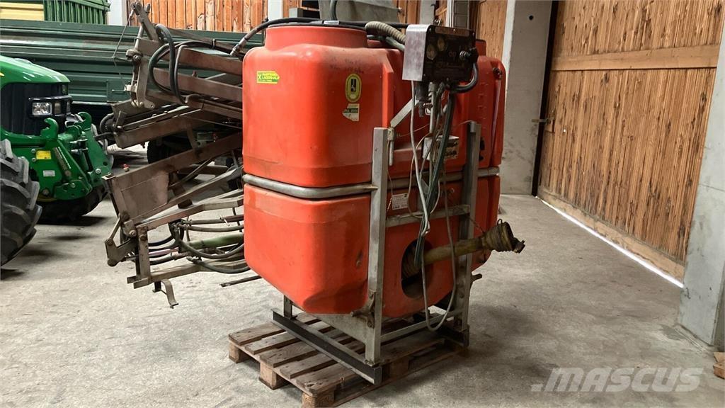  Jessur Automatic Vlečne škropilnice