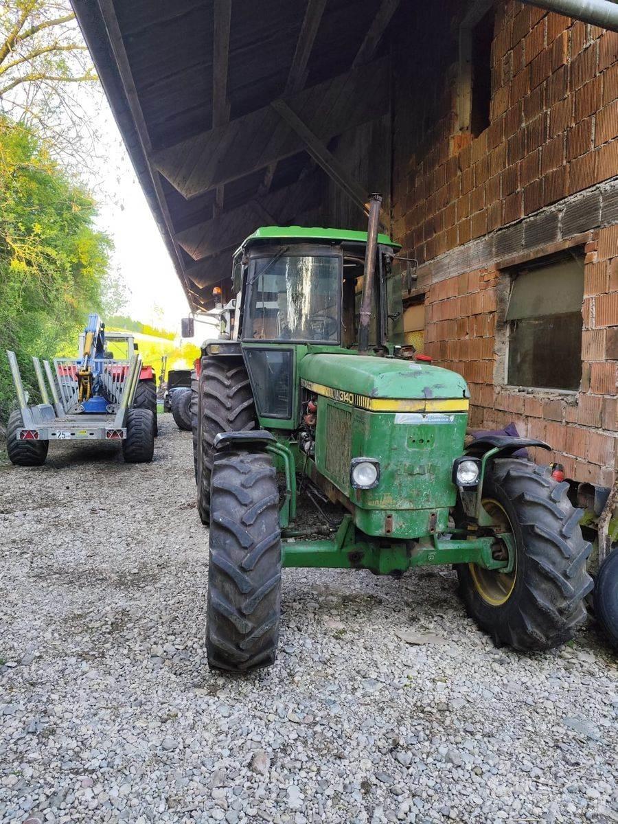 John Deere 3140 Traktorji