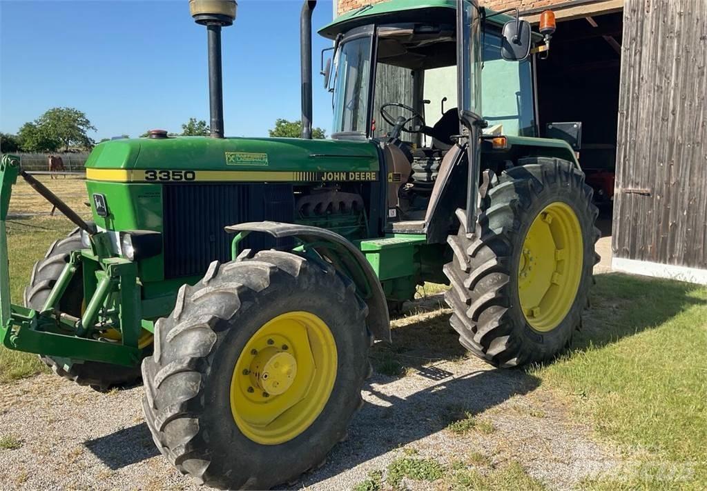 John Deere 3350 Traktorji