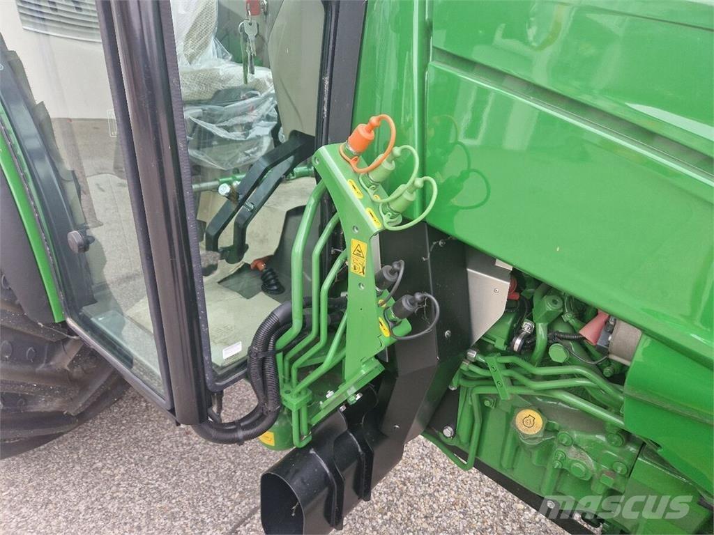 John Deere 5075 GF Traktorji