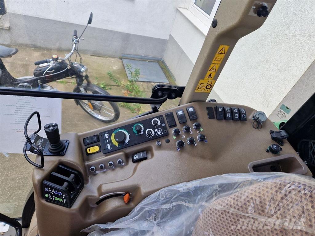 John Deere 5075 GF Traktorji