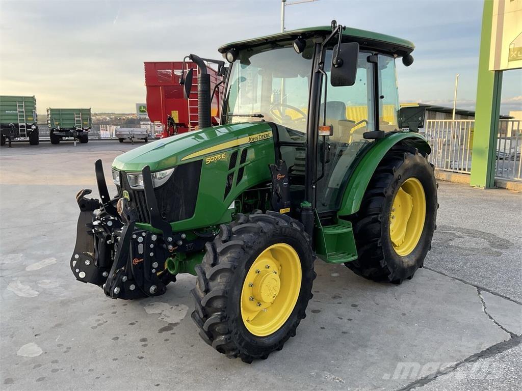 John Deere 5075E Traktorji