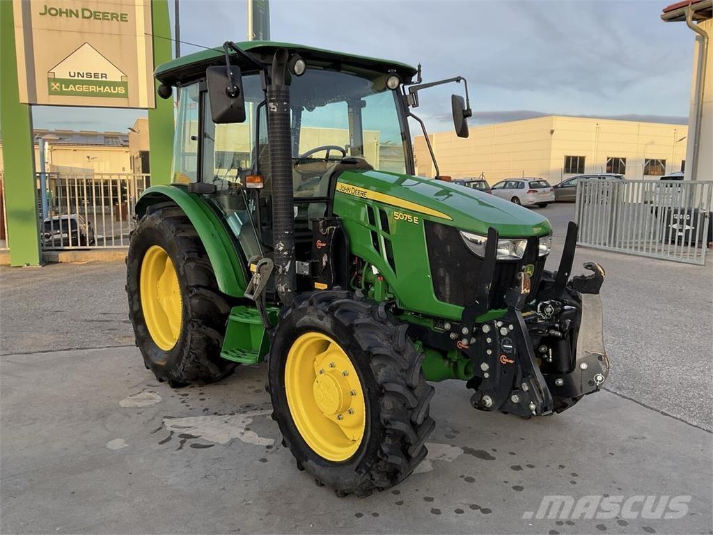 John Deere 5075E Traktorji