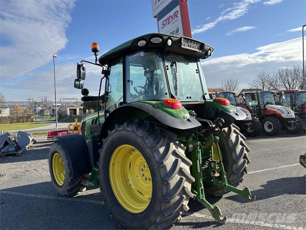 John Deere 5090R Traktorji