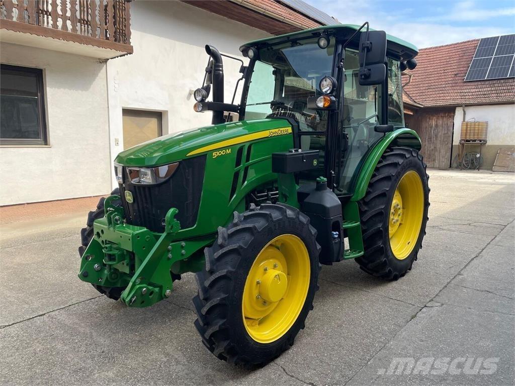 John Deere 5100M Traktorji