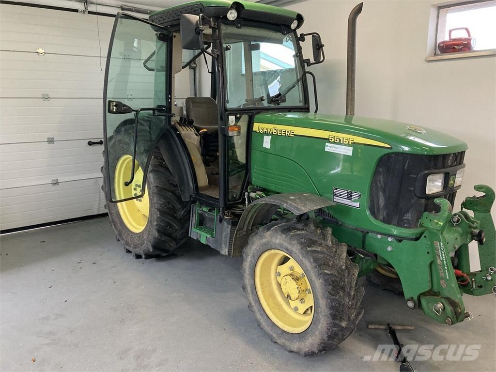 John Deere 5515F Traktorji