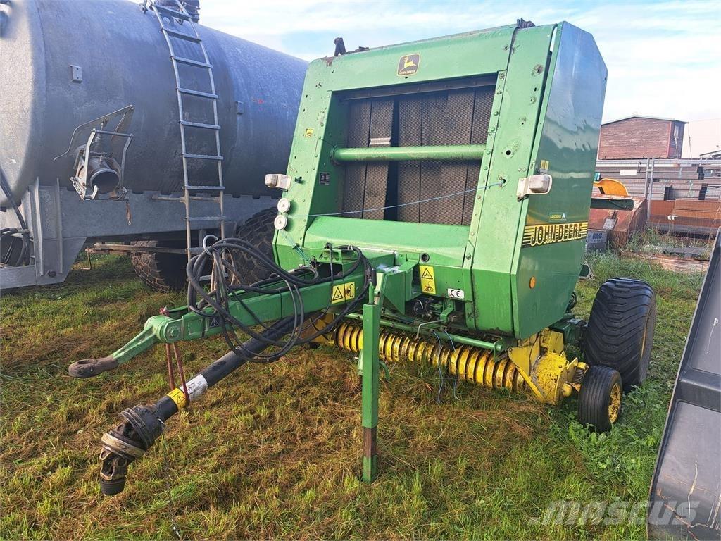 John Deere 570 Balirke (okrogle bale)