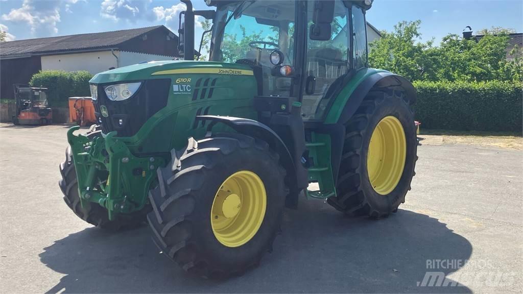John Deere 6110R Traktorji