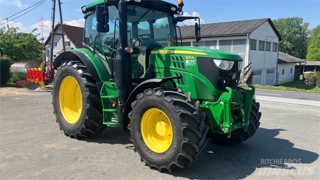 John Deere 6110R Traktorji