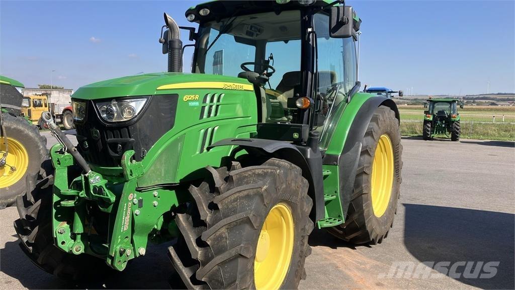 John Deere 6125R Traktorji