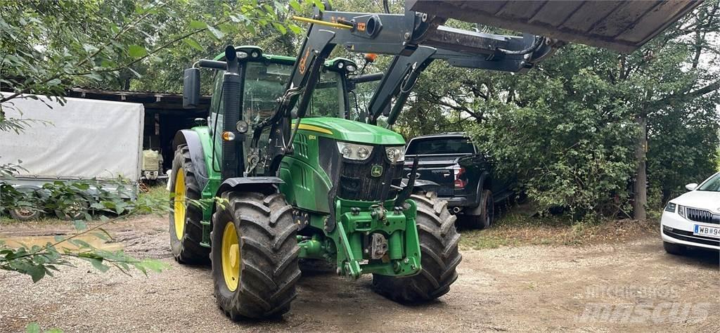 John Deere 6130R Traktorji