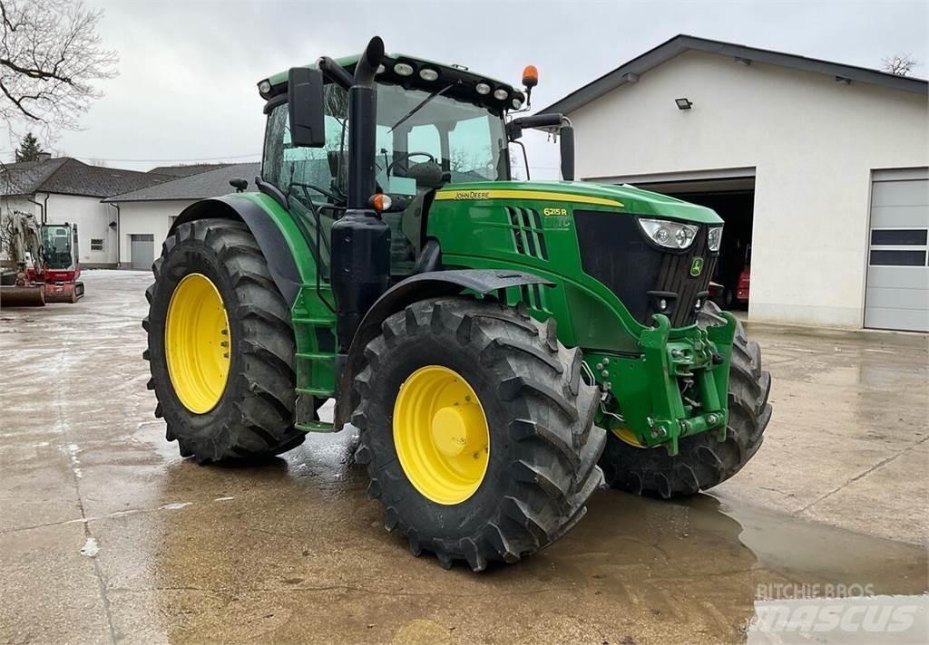 John Deere 6215R Traktorji