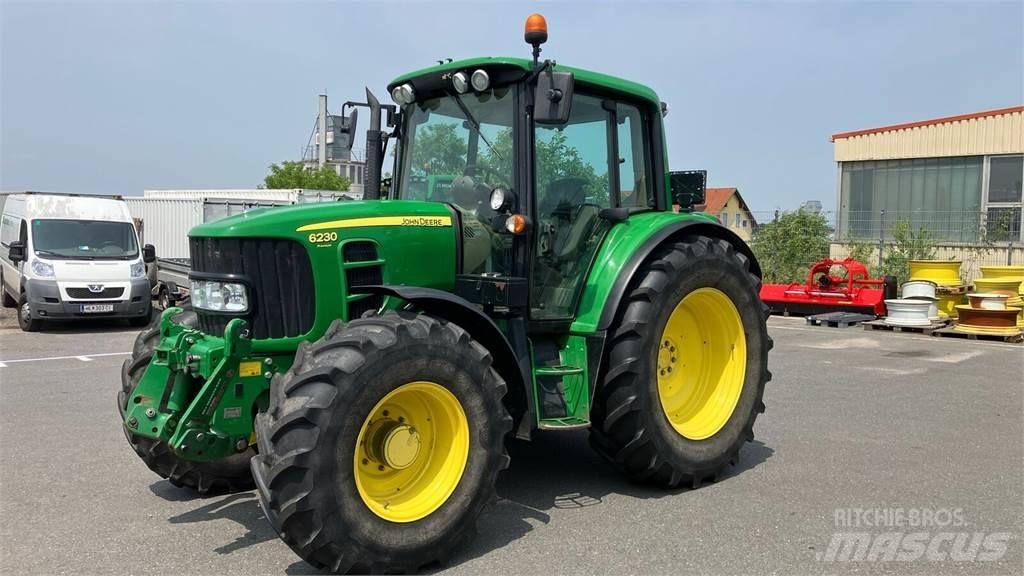 John Deere 6230 P Traktorji