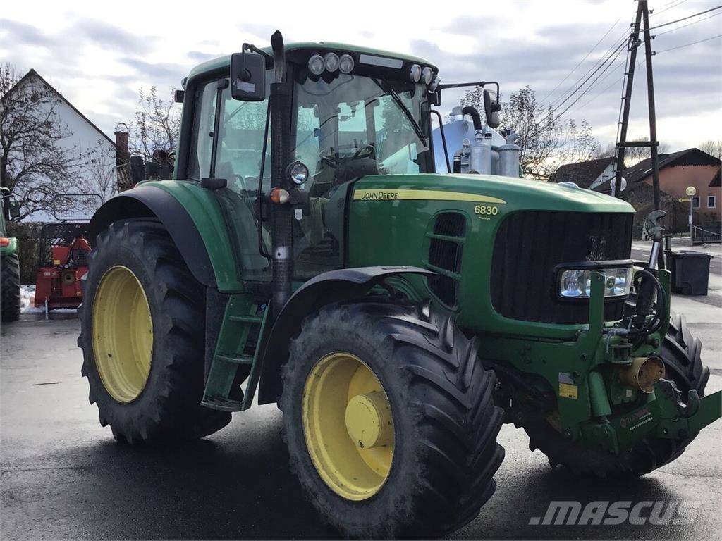 John Deere 6830 Traktorji