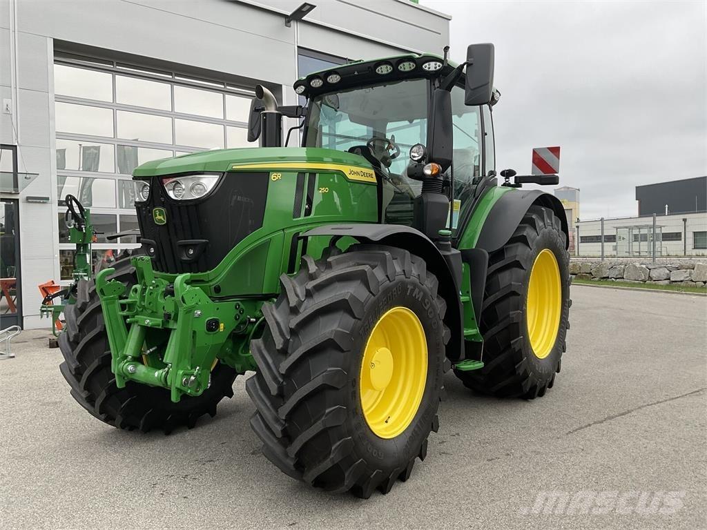 John Deere 6R 250 Traktorji