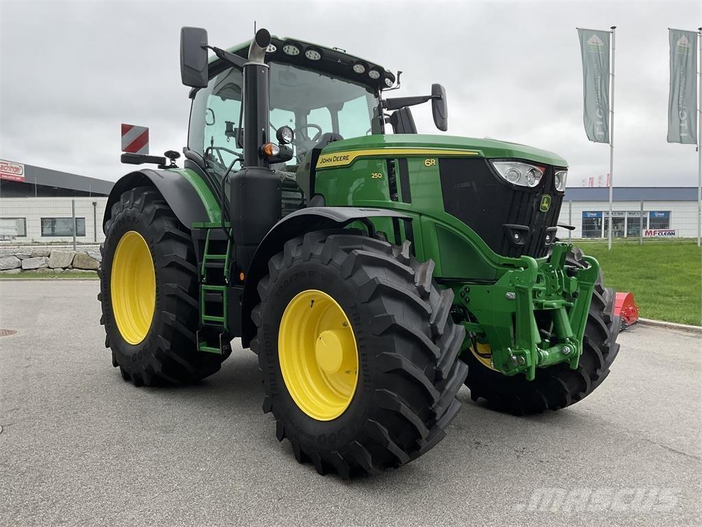 John Deere 6R 250 Traktorji