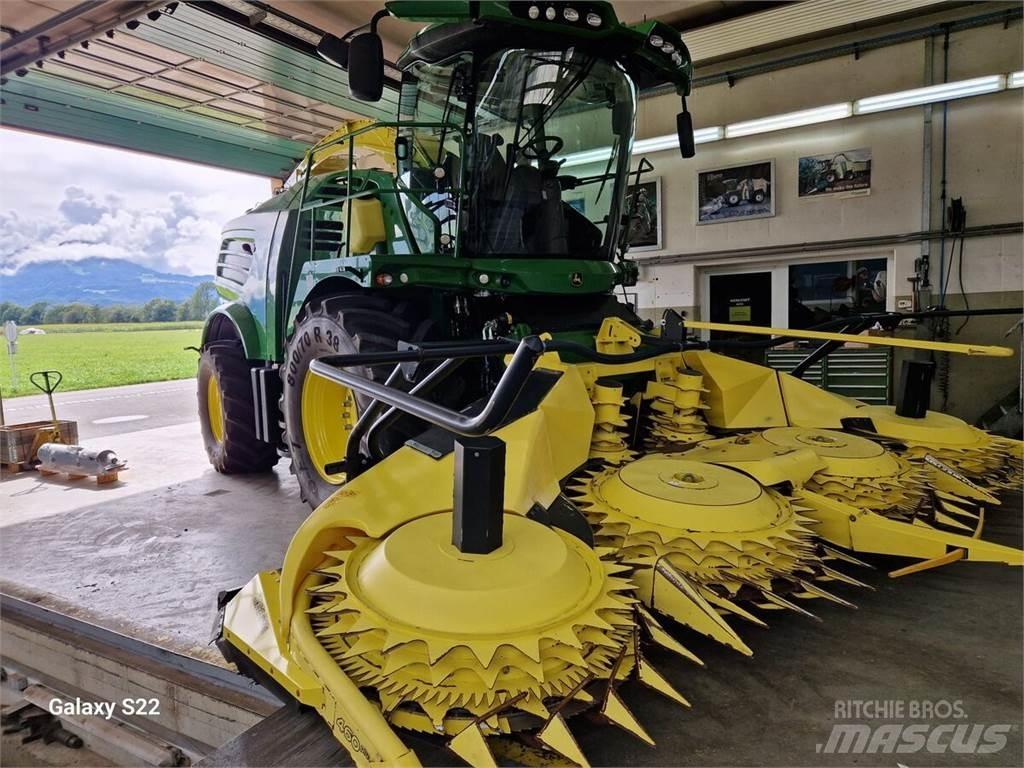 John Deere 8500 Kombajni za krmo