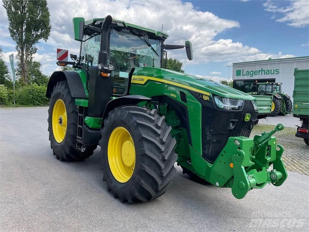 John Deere 8R340 Traktorji